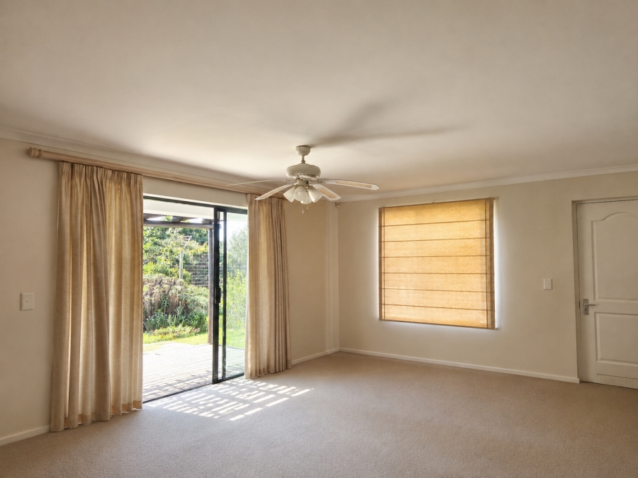 To Let 3 Bedroom Property for Rent in St Francis Bay Village Eastern Cape